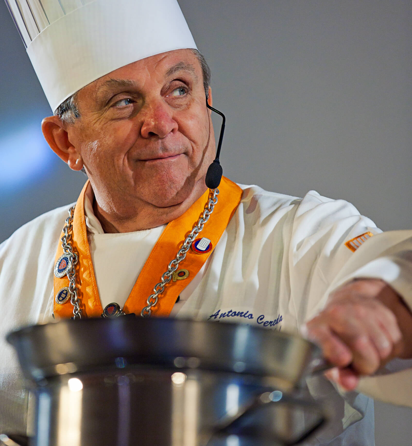 Your Alternative text